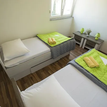 Apartament Duda *