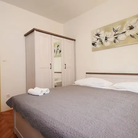 Duda Starigrad Paklenica